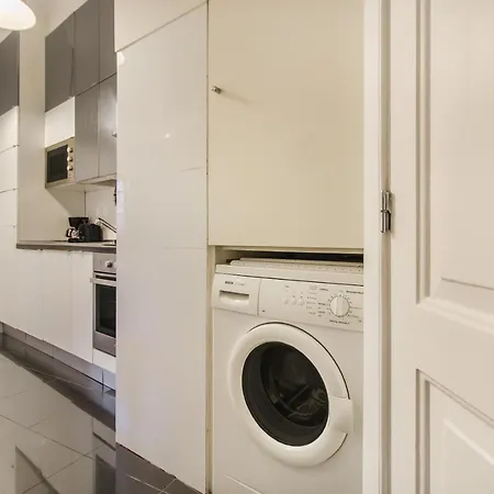 Lapa Cozy Flat With Mezzanine Lägenhet