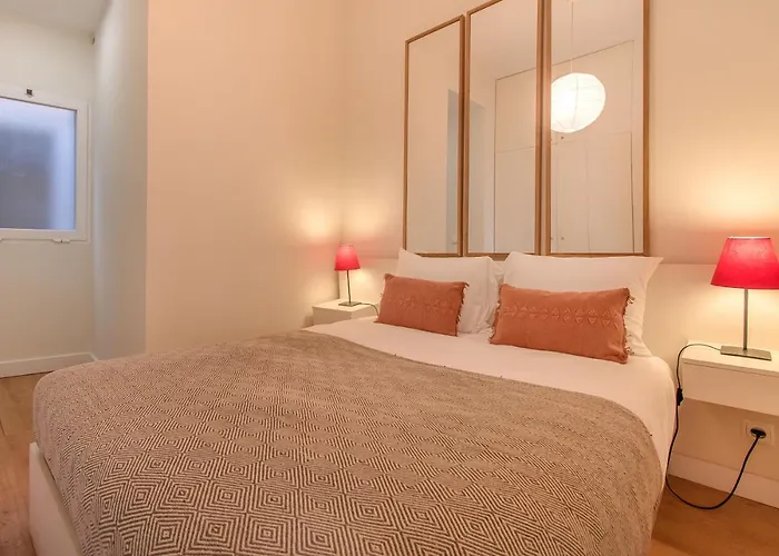 Lapa Cozy Flat With Mezzanine Lägenhet